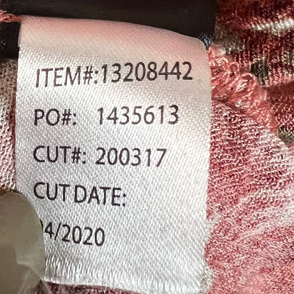 torrid Dusty Rose Floral Lace-Up Peasant Blouse - Picture 7 of 9
